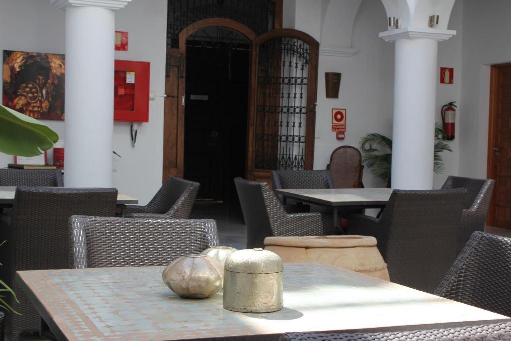 Hotel Palacio Blanco Velez Malaga Exterior photo