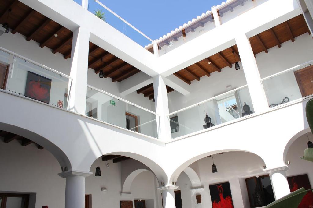 Hotel Palacio Blanco Velez Malaga Exterior photo
